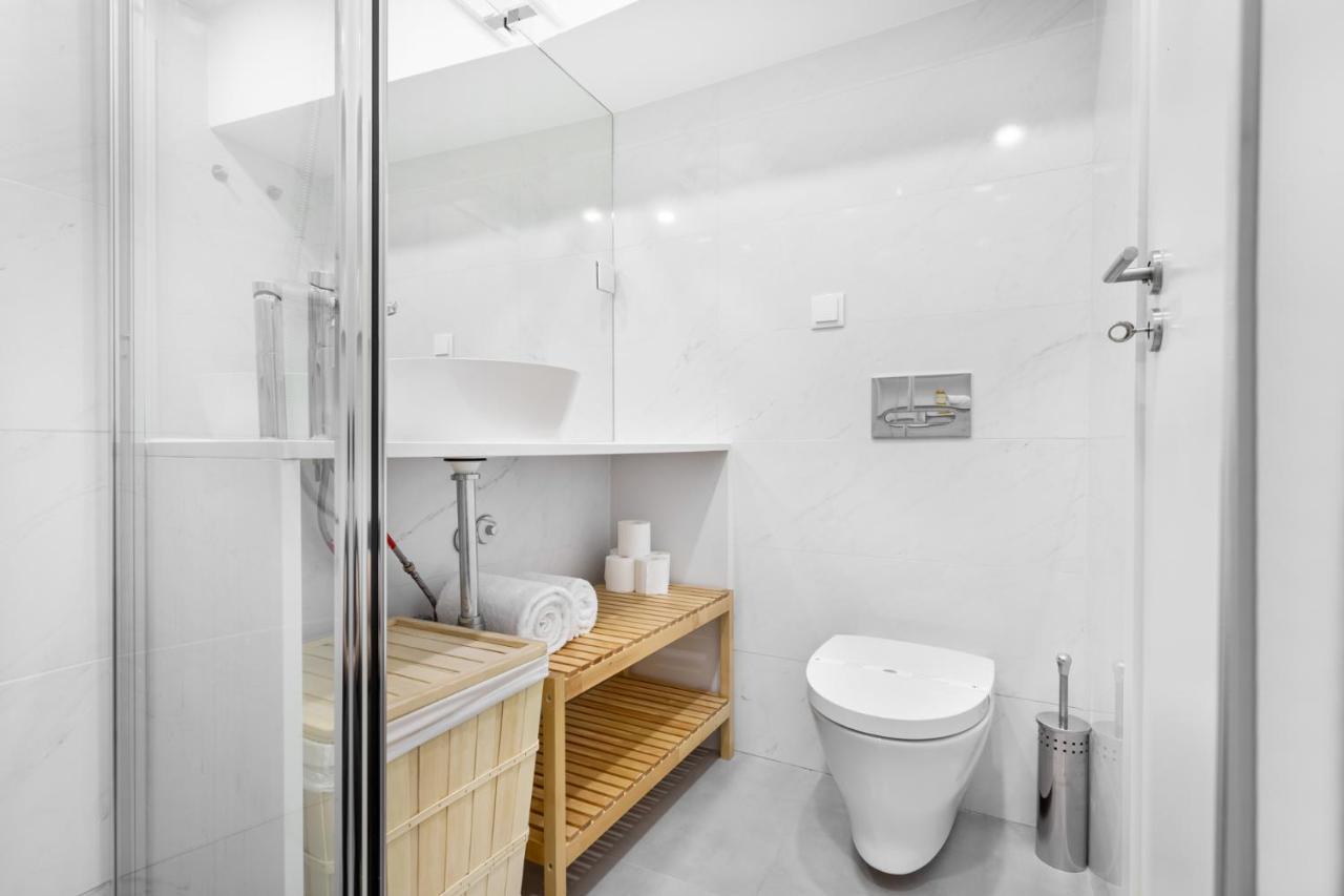 Joivy Principe Real 2Br Apt With Terrace Nearby Botanical Garden Of Lisbon Exterior photo