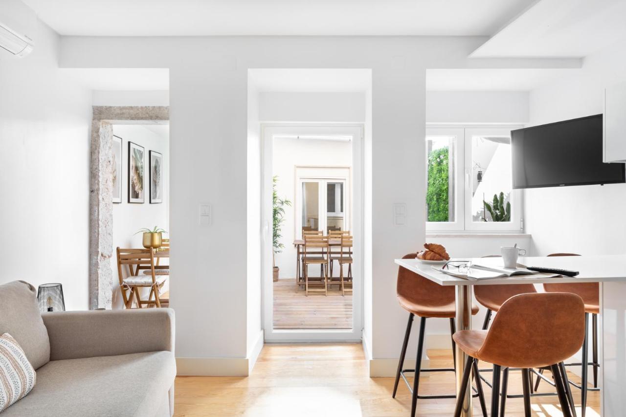 Joivy Principe Real 2Br Apt With Terrace Nearby Botanical Garden Of Lisbon Exterior photo